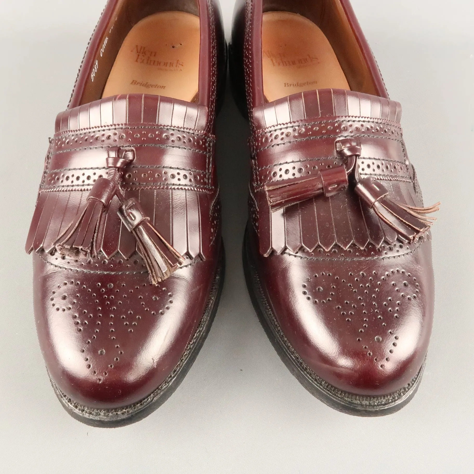 ALLEN EDMONDS Size 9.5 Burgundy Brogue Leather Eyelash Tassel BRIDGETON Loafers