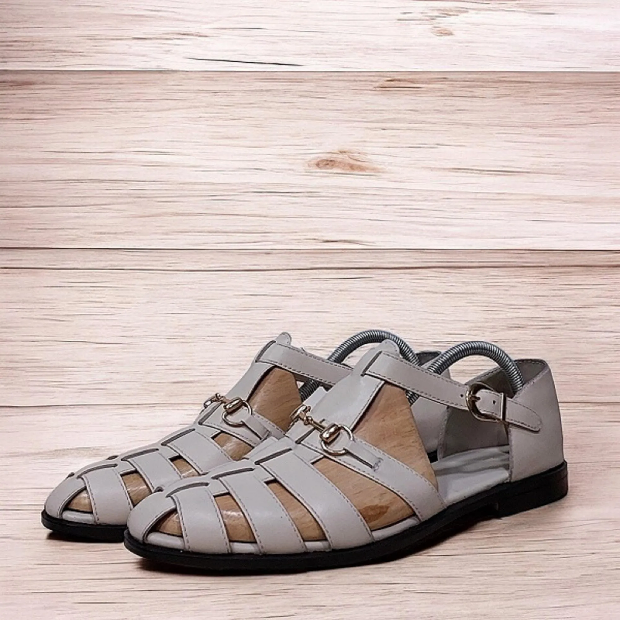Grey Leather Sandals: Stylish & Handcrafted for Summer