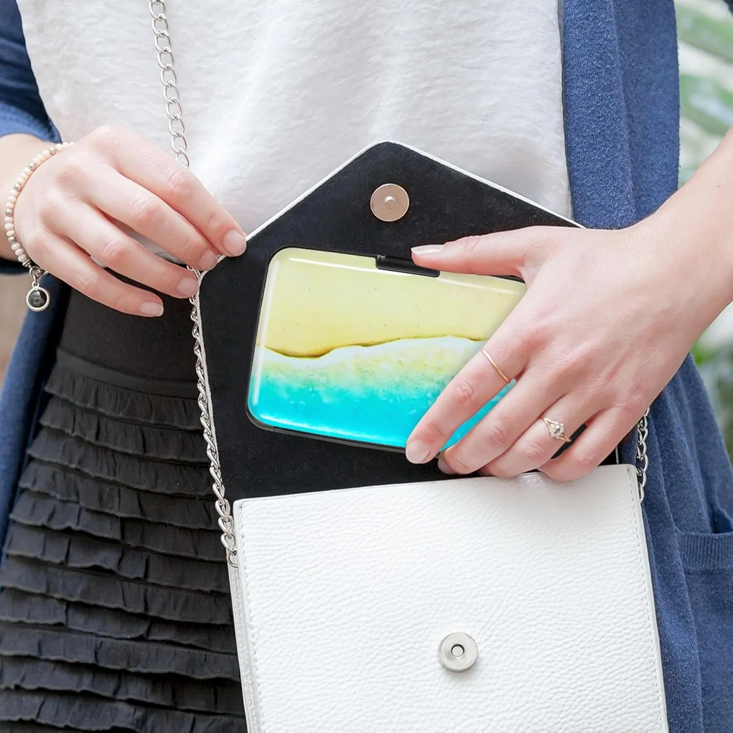 Mayski Credit Card Holder, RFID Blocking, Aluminum Alloy Hard Case, Small Mini Business Metal Wallet for Women Men, Beach